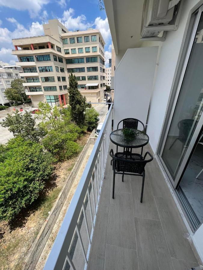 Amalia Residences Nikosia Exterior foto